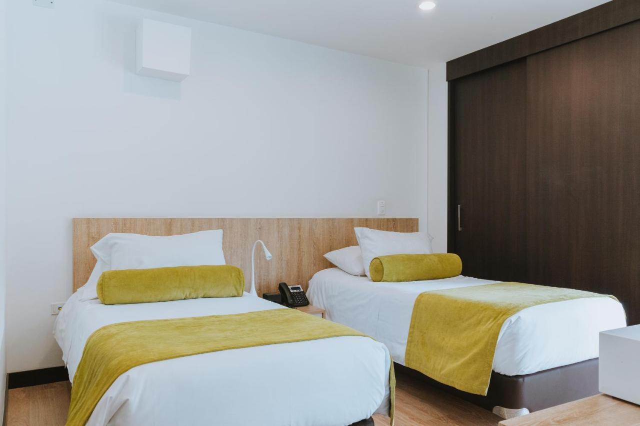 Travelers Rio Verde Living Suites Rionegro Exterior foto